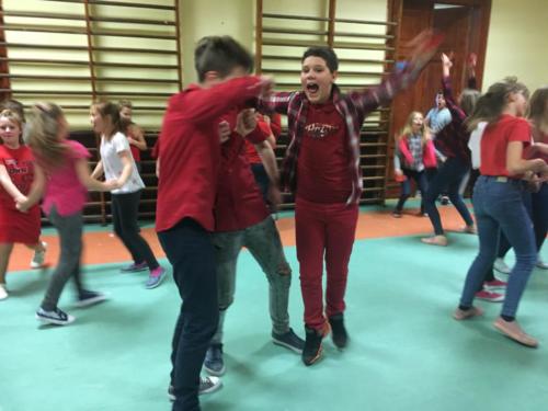 51851239 795198650814176 1839120153086787584 n