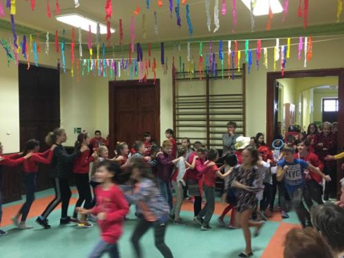 52494597 2394959163872361 1257306978179350528 n