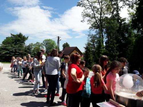 61995757 1004761289914928 719747114770366464 n